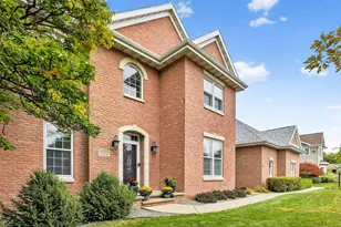 478 Hawthorne St, Neenah, WI 54956 - Photo 5
