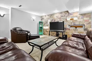 478 Hawthorne St, Neenah, WI 54956 - Photo 55