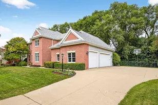 478 Hawthorne St, Neenah, WI 54956 - Photo 3