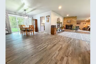 2623 Oakcrest Drive, Neenah, WI 54956 - Photo 15