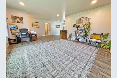 2623 Oakcrest Drive, Neenah, WI 54956 - Photo 5