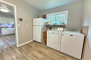 2623 Oakcrest Dr, Neenah, WI 54956 - Photo 25