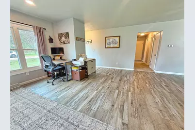 2623 Oakcrest Drive, Neenah, WI 54956 - Photo 3