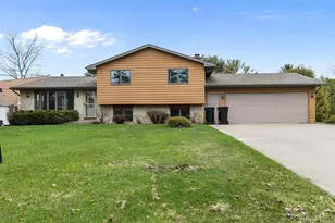 634 E Walnut Pl, Sturgeon Bay, WI 54235 - Photo 1