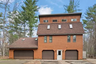 2268 E Maple Ln, Waupaca, WI 54981 - Photo 3
