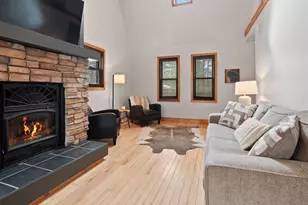2268 E Maple Ln, Waupaca, WI 54981 - Photo 11