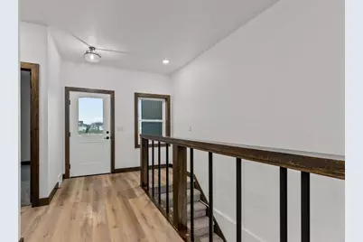 N9259 Anton Street, Appleton, WI 54915 - Photo 5