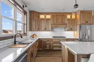 N9259 Anton St, Appleton, WI 54915 - Photo 7