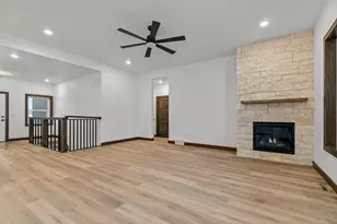 N9259 Anton St, Appleton, WI 54915 - Photo 3