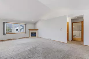 2540 Havenwood Dr, Oshkosh, WI 54904 - Photo 9