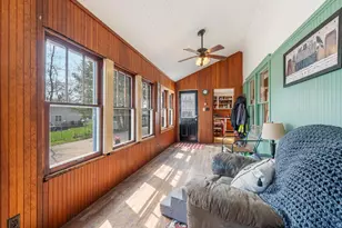 210 4th St, Winneconne, WI 54986 - Photo 5