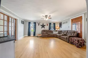 210 4th St, Winneconne, WI 54986 - Photo 17