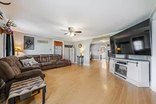 210 4th St, Winneconne, WI 54986 - Photo 21