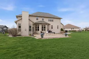 15 Park Cir, Fond du Lac, WI 54935 - Photo 41
