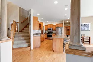 15 Park Cir, Fond du Lac, WI 54935 - Photo 9
