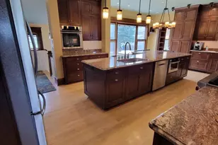 1229 Merritt Ave, Oshkosh, WI 54901 - Photo 11