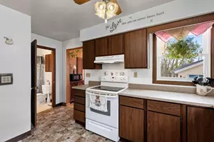 1104 New York Ave, North Fond du Lac, WI 54937 - Photo 9