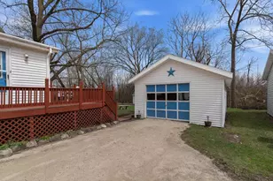 1104 New York Ave, North Fond du Lac, WI 54937 - Photo 29