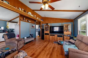 521 Delaware Ave, North Fond du Lac, WI 54937 - Photo 5