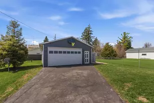521 Delaware Ave, North Fond du Lac, WI 54937 - Photo 19