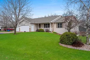W6678 Emerald Ct, Greenville, WI 54942 - Photo 3