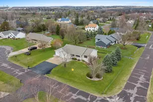 W6678 Emerald Ct, Greenville, WI 54942 - Photo 39