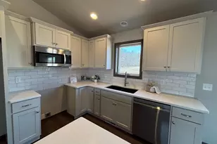 655 Reed St, Neenah, WI 54956 - Photo 3