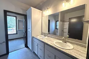 659 Reed St, Neenah, WI 54956 - Photo 3