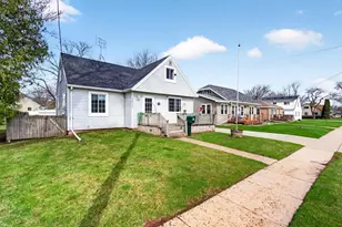 1013 Harrison St, Neenah, WI 54956 - Photo 43