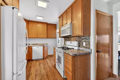1013 Harrison Street, Neenah, WI 54956 - Photo 11