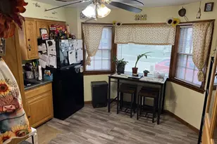 127 Garfield Ave, Clintonville, WI 54929 - Photo 9