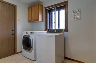 720 Indianwood Ct, Neenah, WI 54956 - Photo 21
