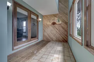 720 Indianwood Ct, Neenah, WI 54956 - Photo 11