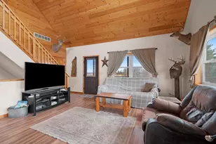 E5528 Hanson Rd, Manawa, WI 54949 - Photo 13