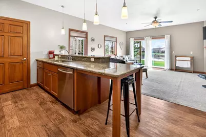 2362 Plank Circle #B, Appleton, WI 54915 - Photo 9