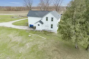 W5136 Brusewitz Rd, Black Creek, WI 54106 - Photo 35