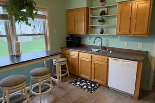1310 Bismarck St, Green Bay, WI 54302 - Photo 3