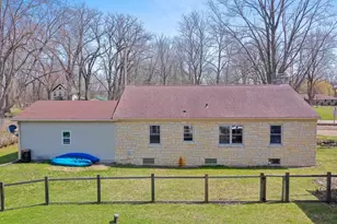 1107 Grosse Rd, Little Suamico, WI 54141 - Photo 5