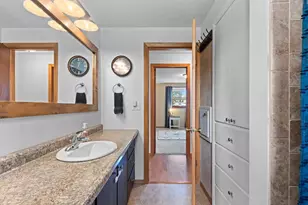 142 Peckham St, Neenah, WI 54956 - Photo 29