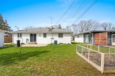 142 Peckham Street, Neenah, WI 54956 - Photo 3