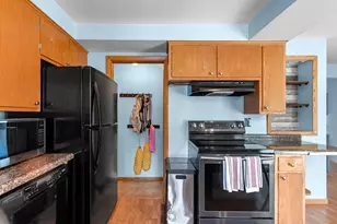 142 Peckham St, Neenah, WI 54956 - Photo 19