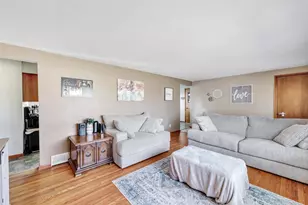 3012 Lawndale Dr, Green Bay, WI 54311 - Photo 7