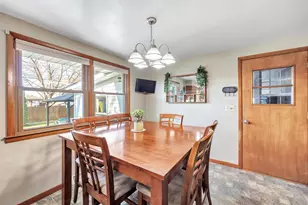 3012 Lawndale Dr, Green Bay, WI 54311 - Photo 9