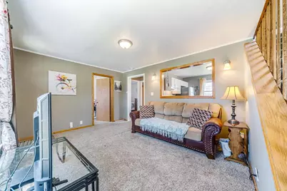 824 Zemlock Avenue, Neenah, WI 54956 - Photo 3