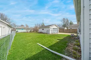 824 Zemlock Ave, Neenah, WI 54956 - Photo 29