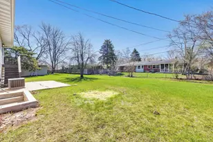1521 Bismarck Ave, Oshkosh, WI 54902 - Photo 29