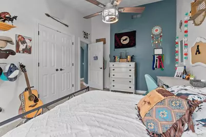 613 E Castlebury Lane, Appleton, WI 54913 - Photo 33