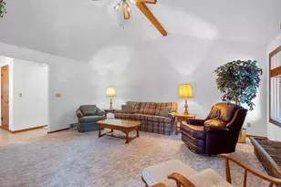 2967 W Hiawatha Dr, Appleton, WI 54914 - Photo 13