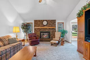 2967 W Hiawatha Dr, Appleton, WI 54914 - Photo 11