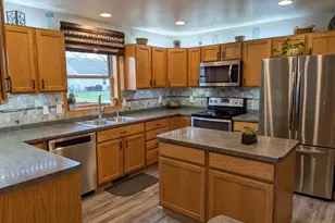 501 Crowfoot Ave, Fond du Lac, WI 54935 - Photo 5
